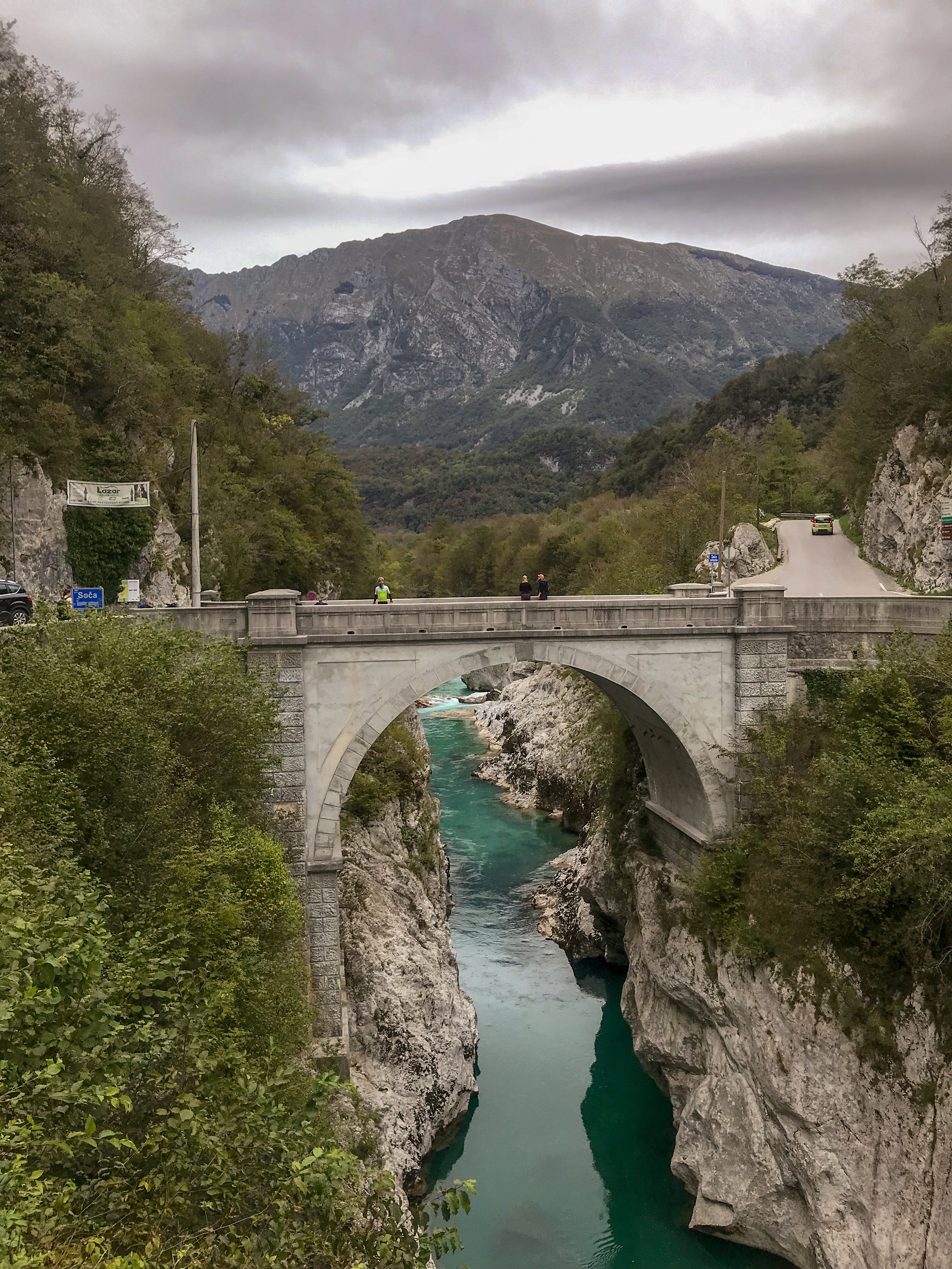 8C8D853A-AD34-4A13-9406-32DAC24525AF